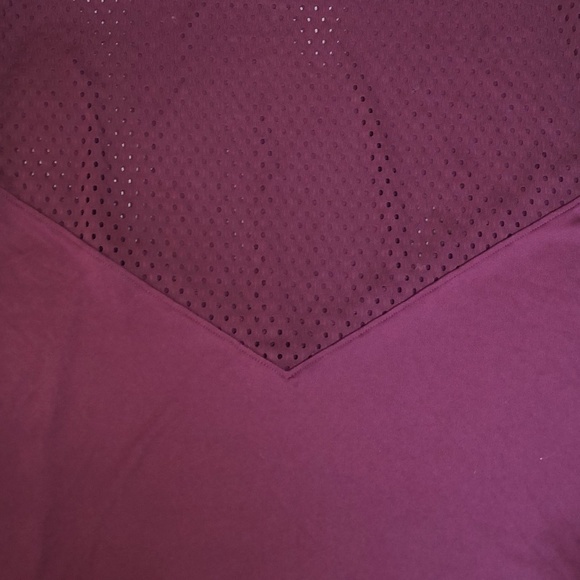 Saucony Women's Short Sleeve Top - Picture 6 of 7